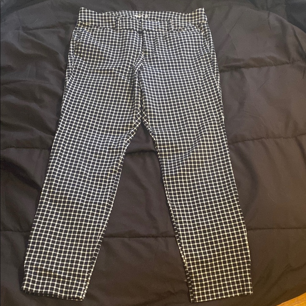 Old Navy Black and White Plaid Pants